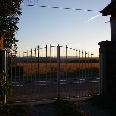 Apartamento Magnificent Renovated Farmhouse - 10 Min A7 - Anneyron Exterior foto